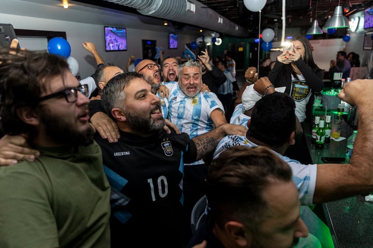 Stella Artois Paid Fans' Bar Tabs During the World Cup (Here's the Playbook)